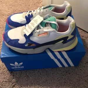Adidas Falcon women’s shoes